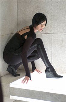 Aeon Flux - Photo Gallery