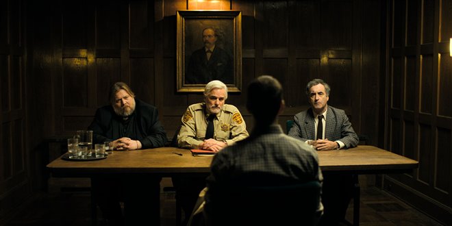 The Middle Man - Photo Gallery