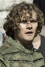 Finn Jones Photo