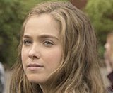 Haley Lu Richardson Photo