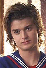 Joe Keery Photo