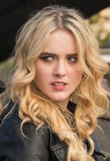 Kathryn Newton Photo