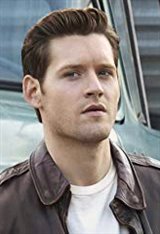 Luke Kleintank Photo