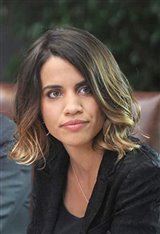 Natalie Morales Photo