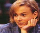 Samantha Mathis Photo