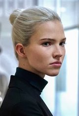 Sasha Luss Photo