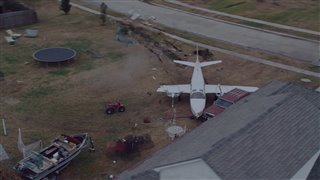 American Made Movie Clip - "Barry is Forced Out of the Sky by the DEA"