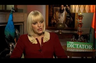 Anna Faris (The Dictator)