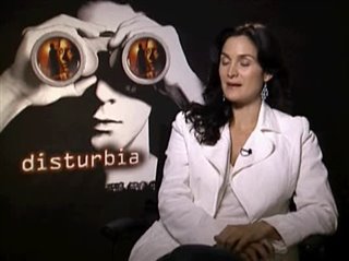 Carrie-Anne Moss (Disturbia) - Interview