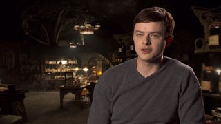 Dane DeHaan Interview - A Cure for Wellness