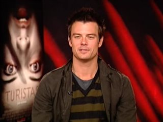 JOSH DUHAMEL (TURISTAS)