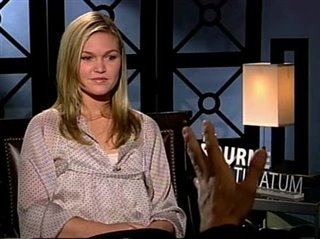 Julia Stiles (The Bourne Ultimatum)