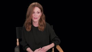 Julianne Moore Interview - Suburbicon