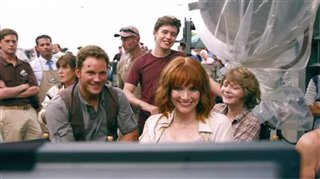 Jurassic World featurette - "Welcome to Jurassic World"