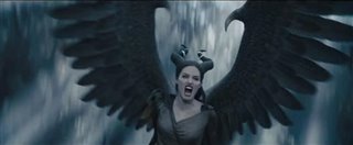 Maleficent featurette - On the Battlefield