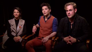 Naomi Scott, Ludi Lin & Dacre Montgomery Interview - Power Rangers