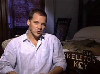 PETER SARSGAARD - THE SKELETON KEY