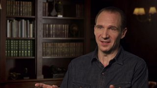 Ralph Fiennes Interview - Spectre