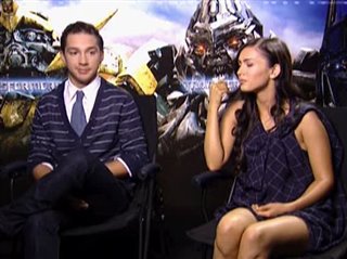 Shia LaBeouf & Megan Fox (Transformers)